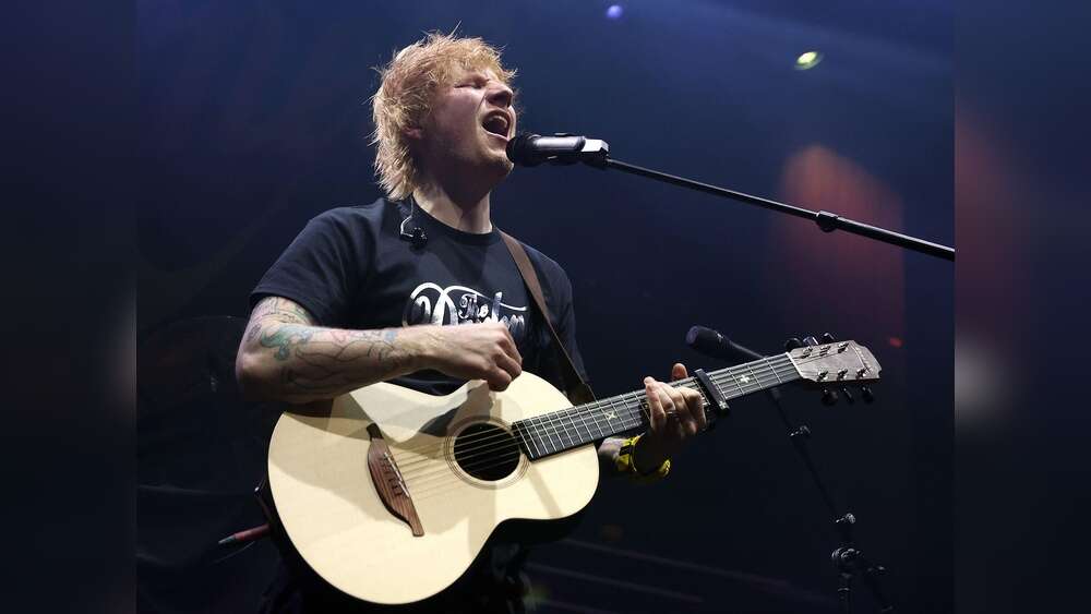 What Kind of Guitar Does Ed Sheeran Play: Ultimate Guide Revealed