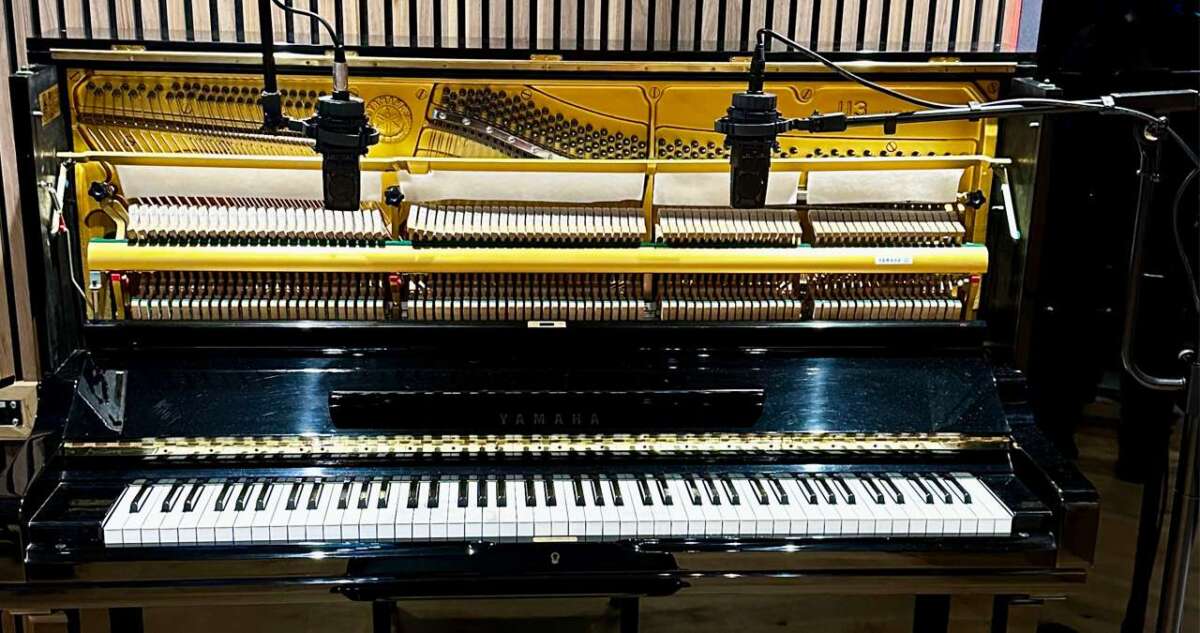 How To Mic A Piano: Pro Tips For Clear Piano Sound