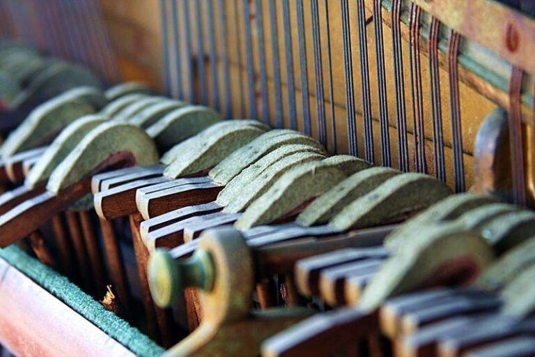 What Type Of Instrument Is A Piano