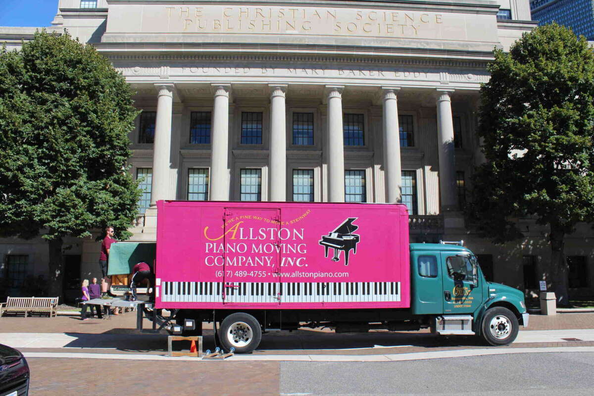 How Much Do Piano Movers Cost
