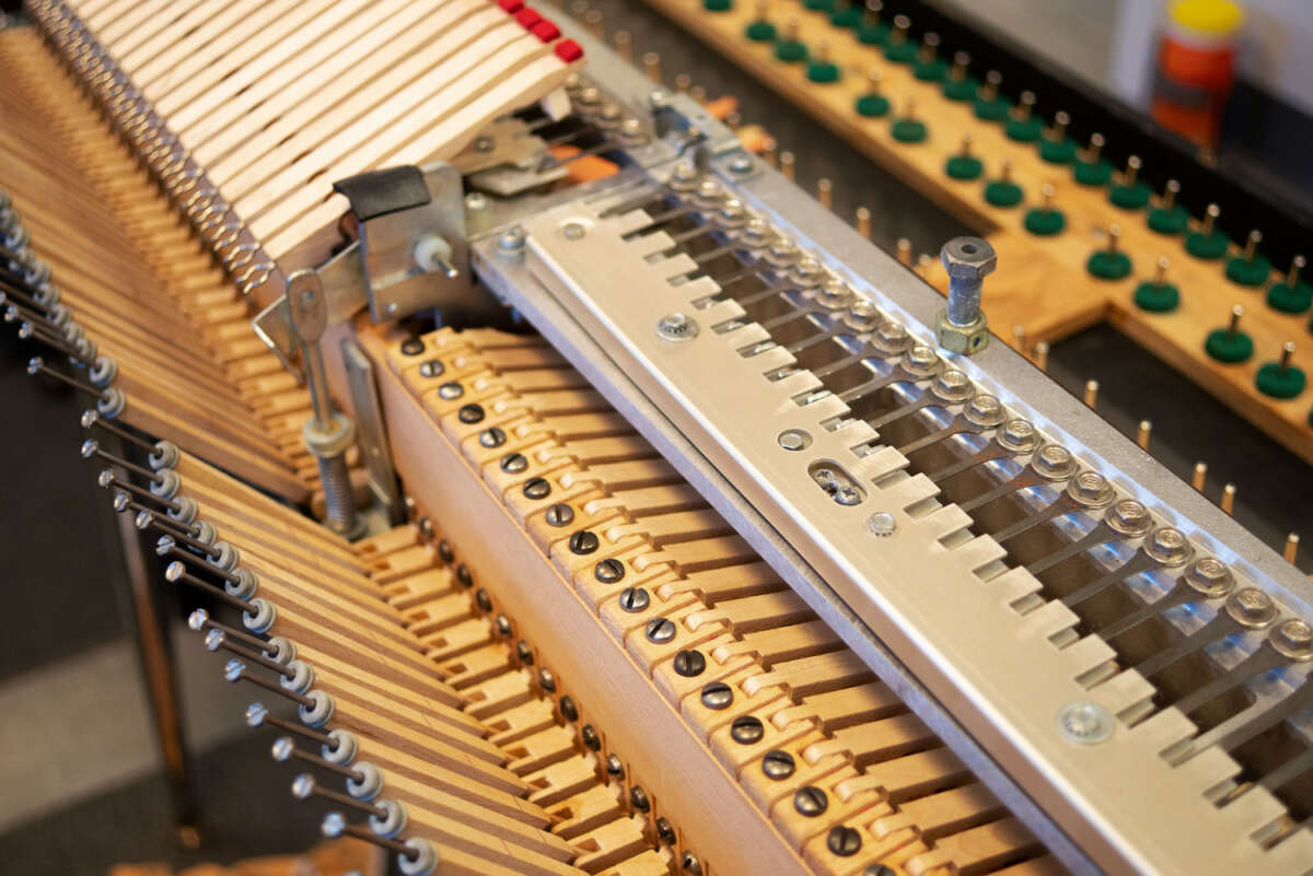 How Does A Piano Work